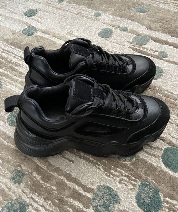 Кросівки 36 розмір