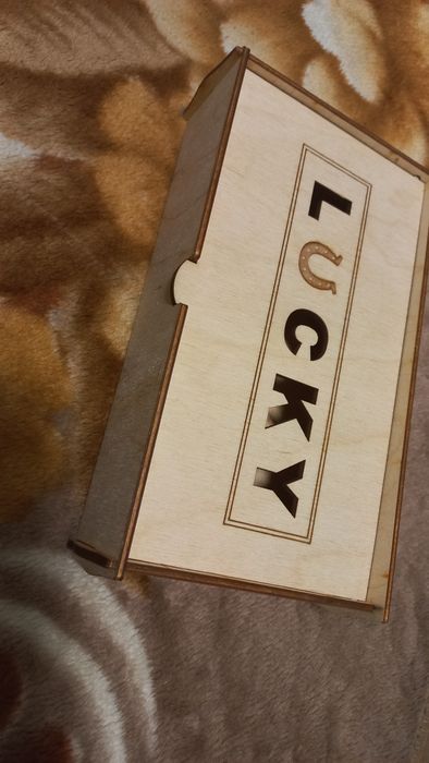 Коробка  , шкатулка  , коробочка для подарка