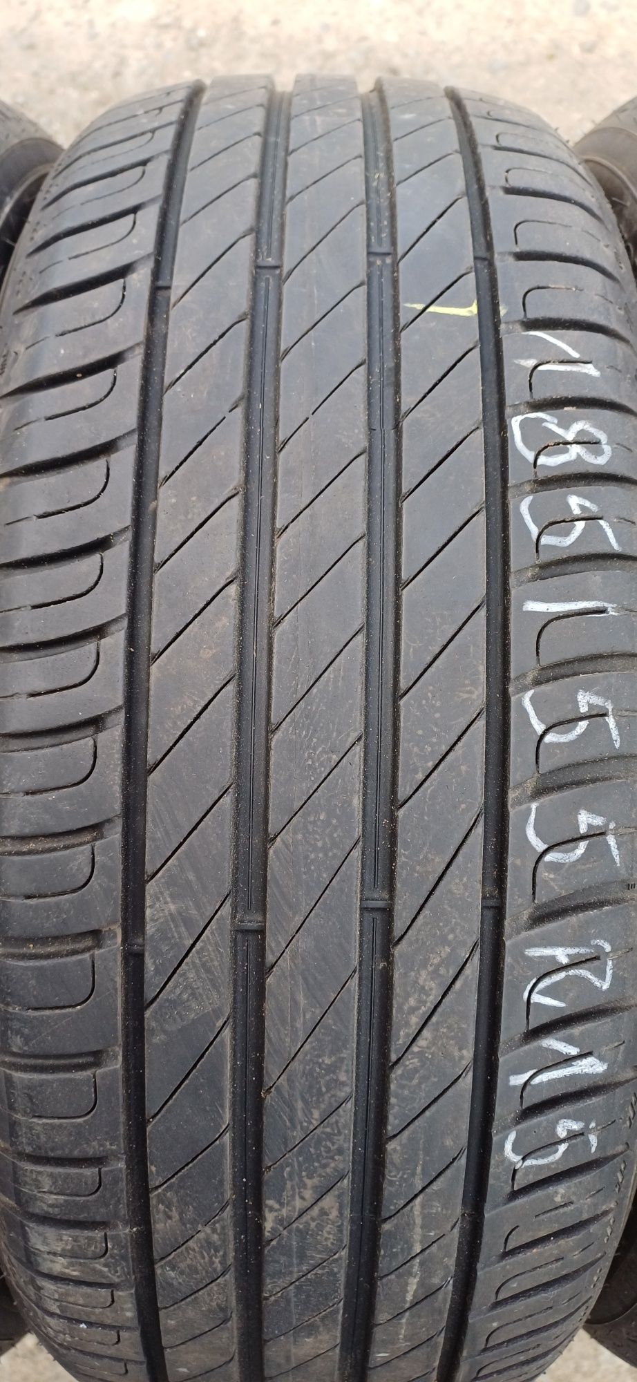 185/55R15 82V KLEBER , komplet opon letnich.