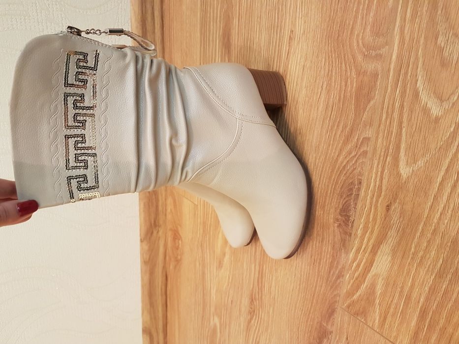 Продам сапоги демисезонные