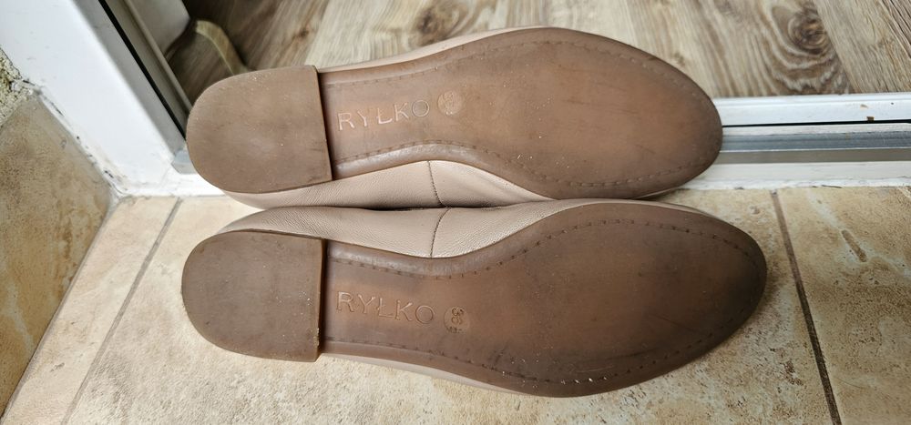 Ryłko damskie baleriny skórzane rozmiar 36½ wkładka 23,5cm używane