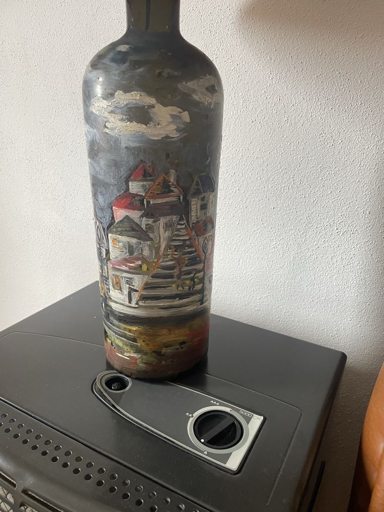 Candeeiro em Garrafa de Vidro Pintada