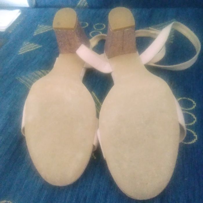 Sandaly damskie Anna Field r 39