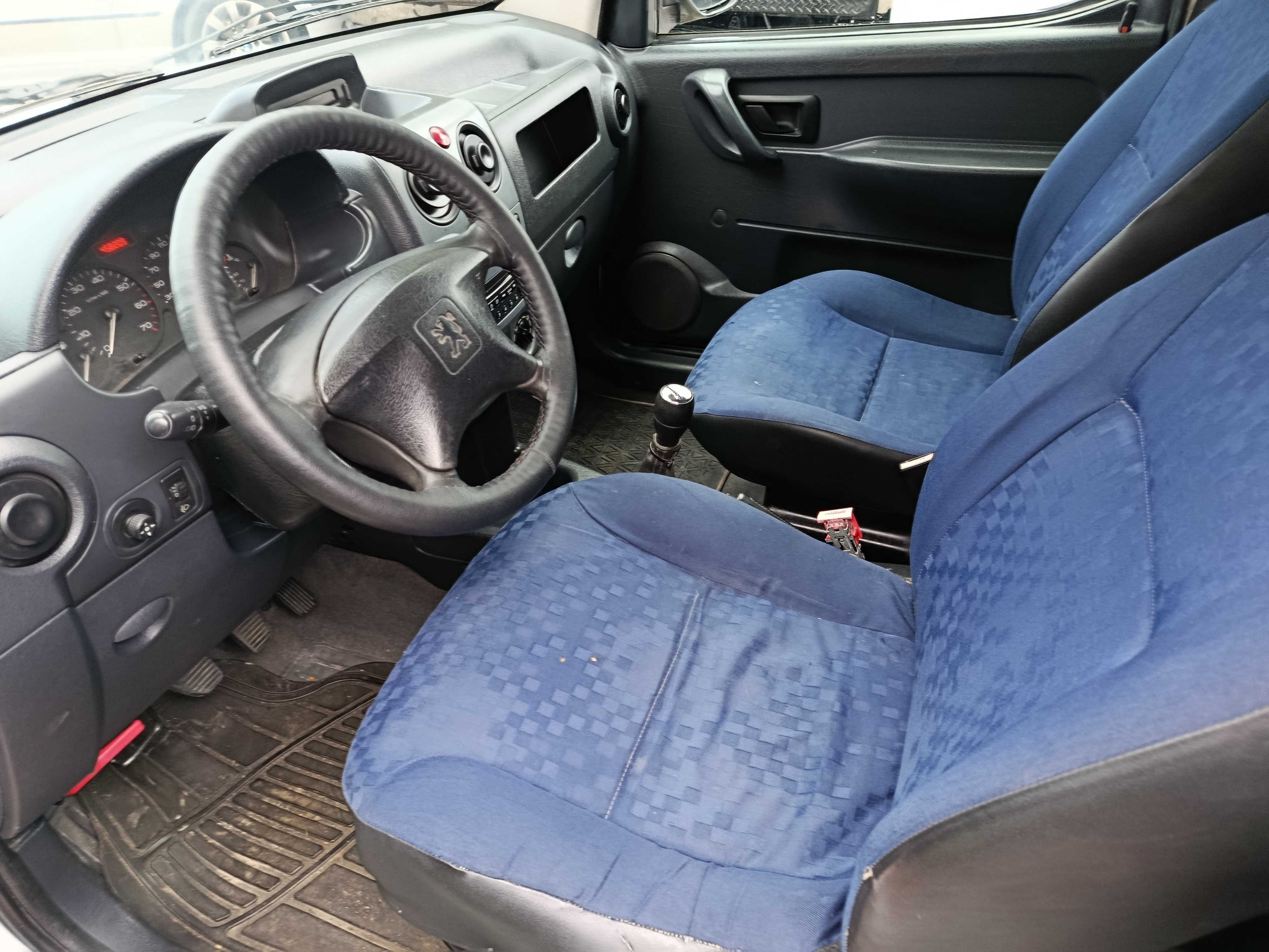 vendo peugeot  pronta  trabalhar  muito boa