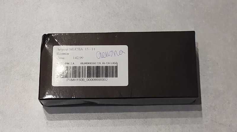 czerwona mucha i poszetka