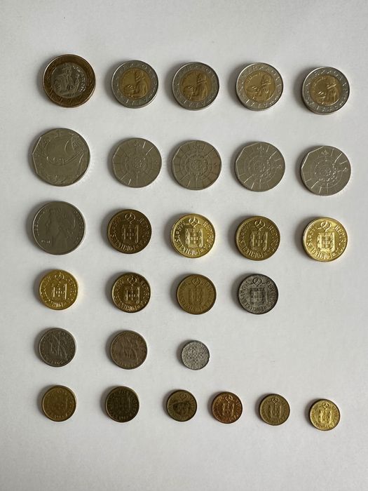 Moedas Escudo - correntes (Quantidade 28)