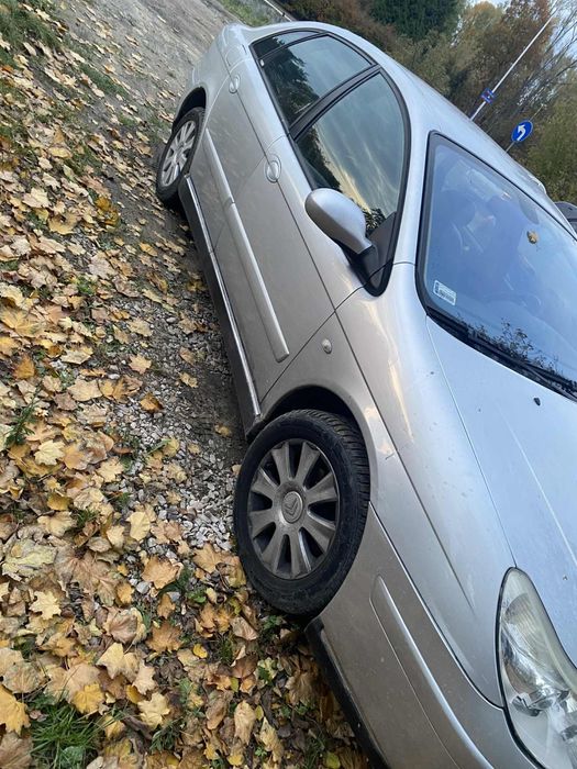 Sprzedam citroen c5 . Bogata wersja nawigacja