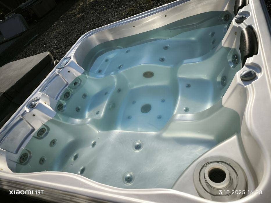 Jacuzzi ogrodowe mocne 3 pompy Radio 200x200cm