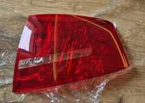 Klosz lampy tył - Audi A8 S8 D3 II lift - 4E0.945.096.H