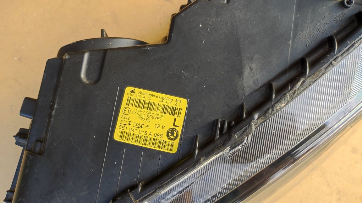 Lampa Lewa Skoda Octavia III Bi Xenon LED Europa!