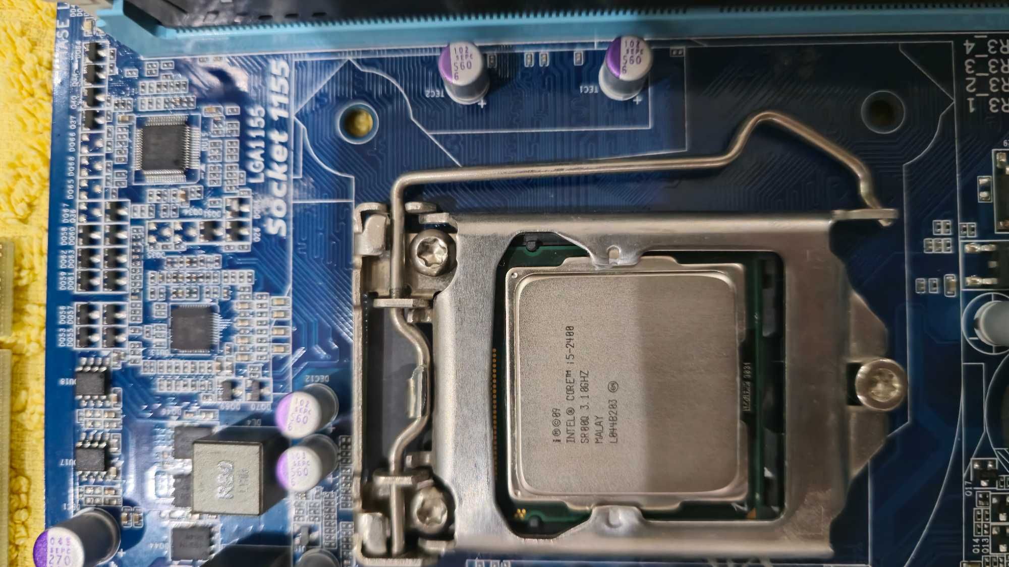 Płyta Główna GIGABYTE GA-PH67A + Procesor Intel Core I5 2400 - 3.1 GHZ