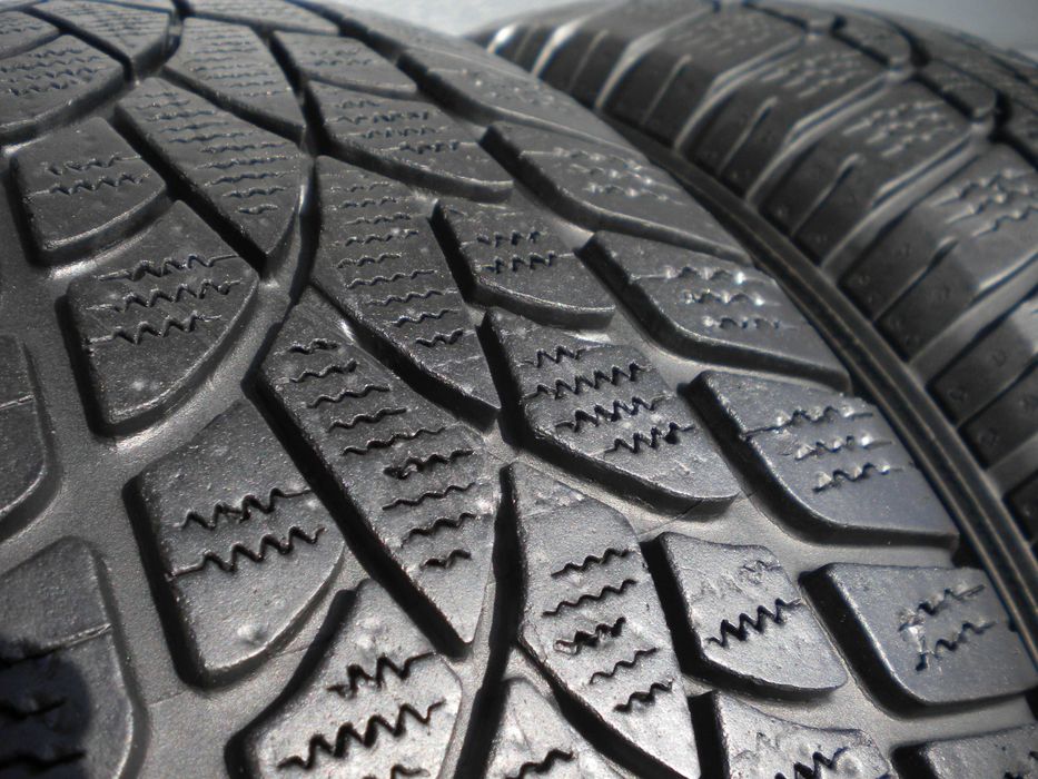 ! 2x Opony zimowe dostawcze DUNLOP WINTER SPORT 3D 215/60R17C 5,5mm