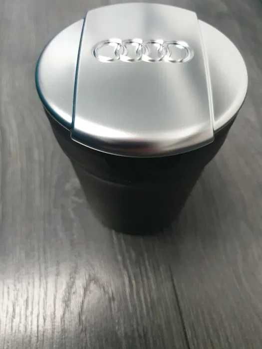 Audi Popielniczka samochodowa/ kubek