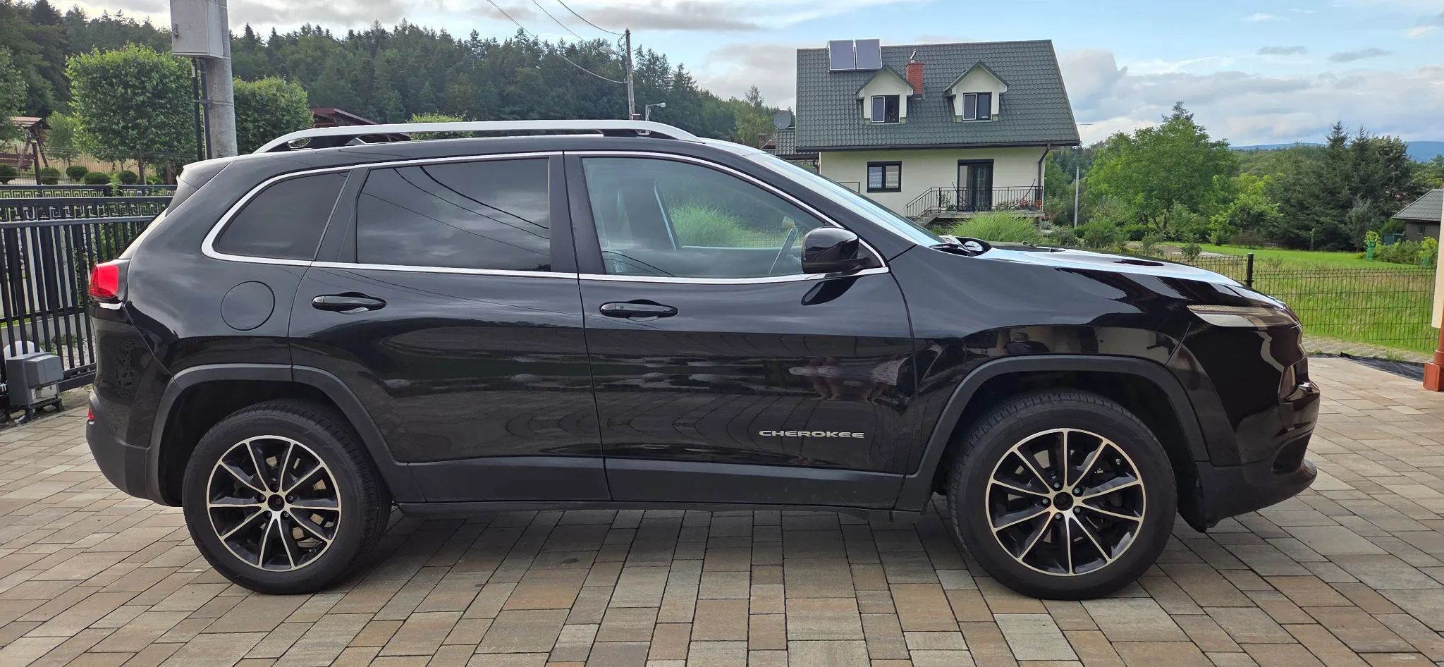 Jeep Cherokee Jeep Cherokee KL 2.0 170 KM automat 4x4, polski salon