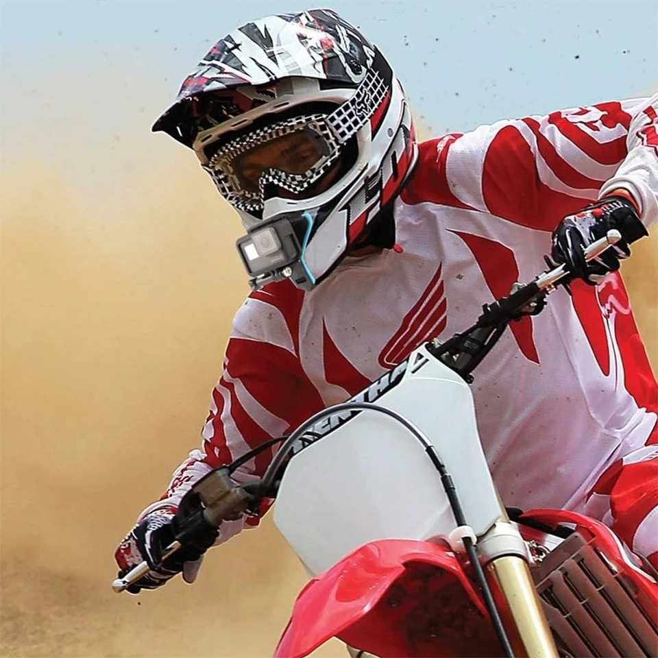 Uchwyt na kask motocyklowy na szczękę do kamery NIEBIESKI