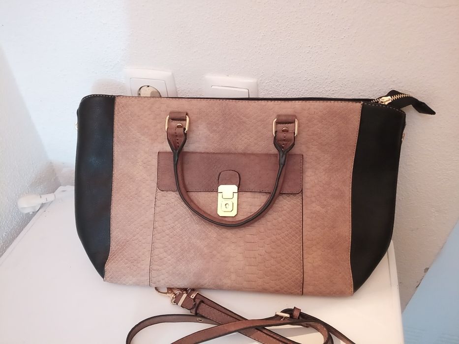 Mala grande, com alça, nova