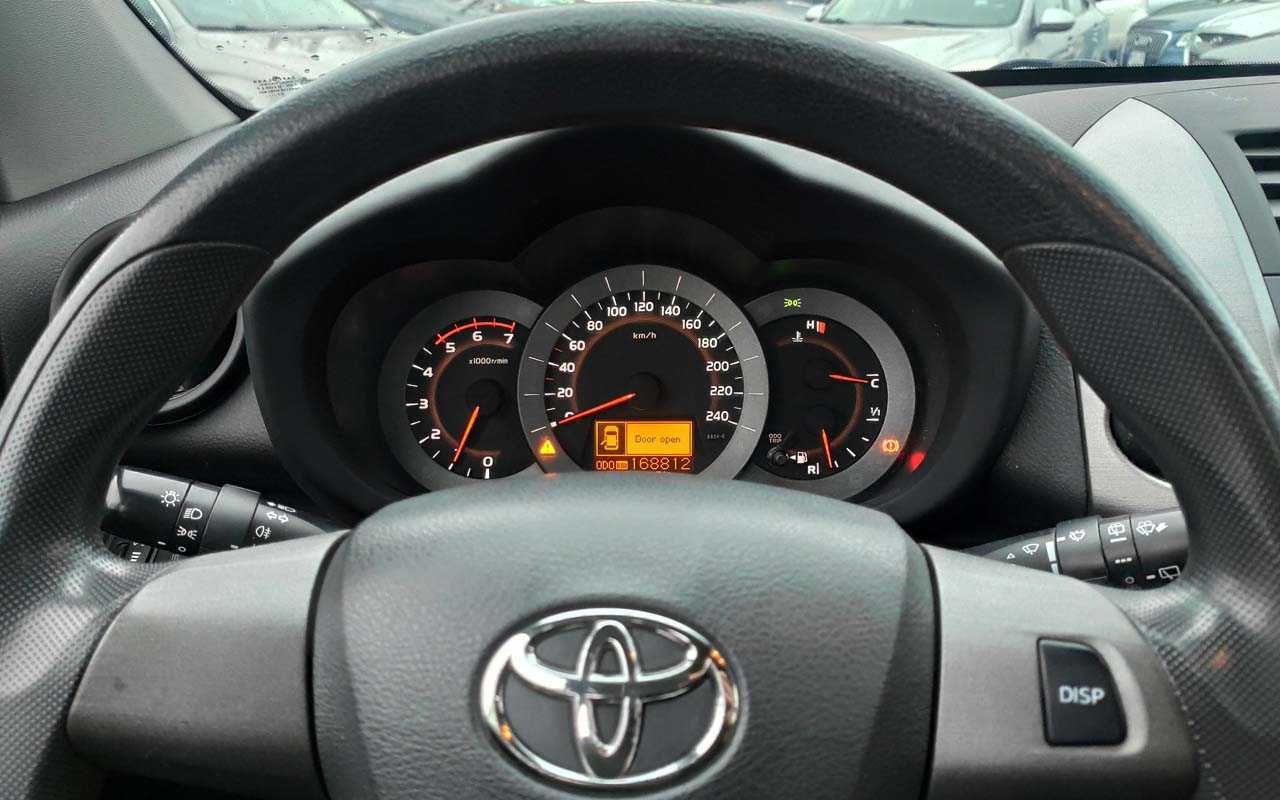 Toyota RAV4 2010