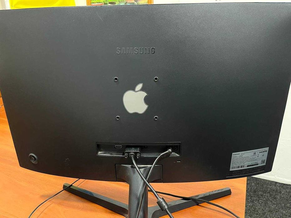 Продам монітор Samsung C27R500FHI (27", вигнутий, LED, Full HD)