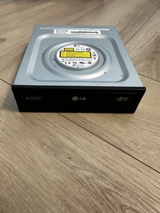 Nagrywarka DVD-RW LG gh24nsb0