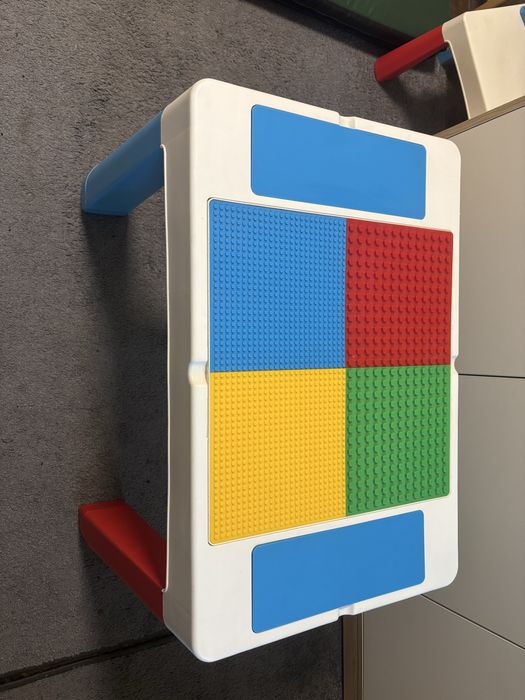 Стіл і стілець дитячий для лего занятт піску