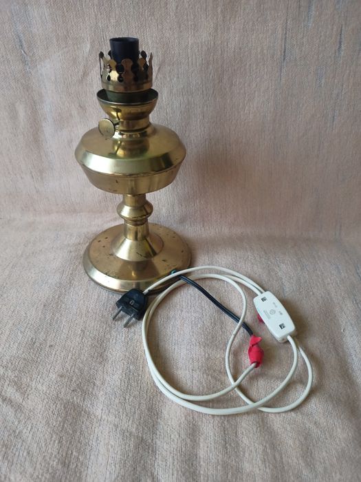 Lampka nocna PRL do renowacji odnowienia WARTO !!