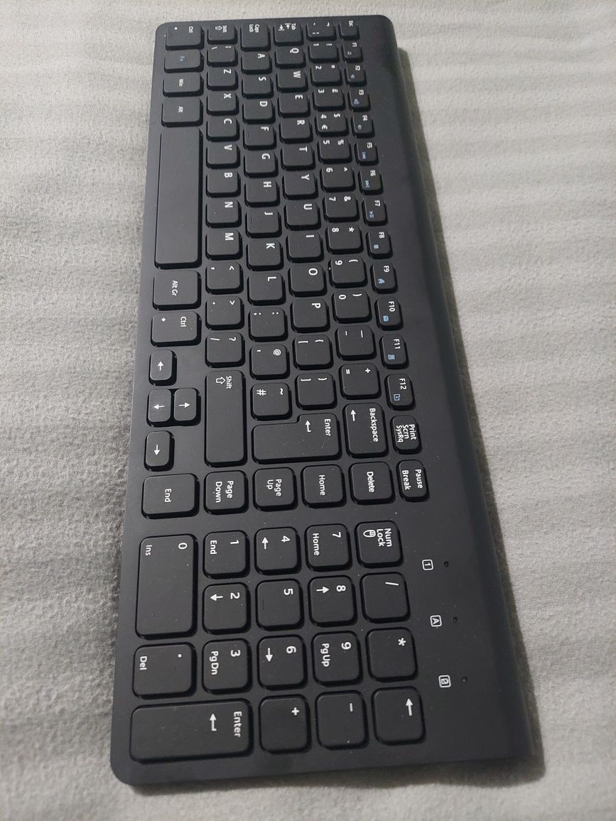 Клавиатара bluetooth