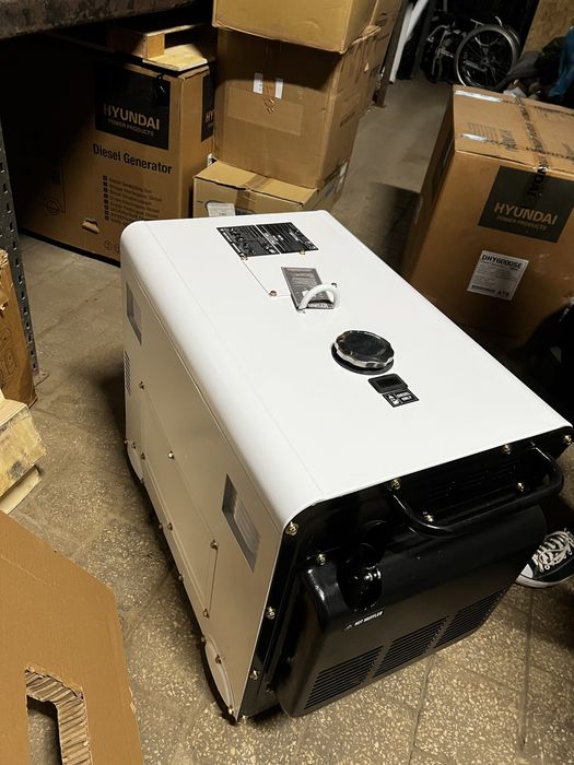 Дизельний генератор Hyundai DHY 6000SE у наявності. Новий.
