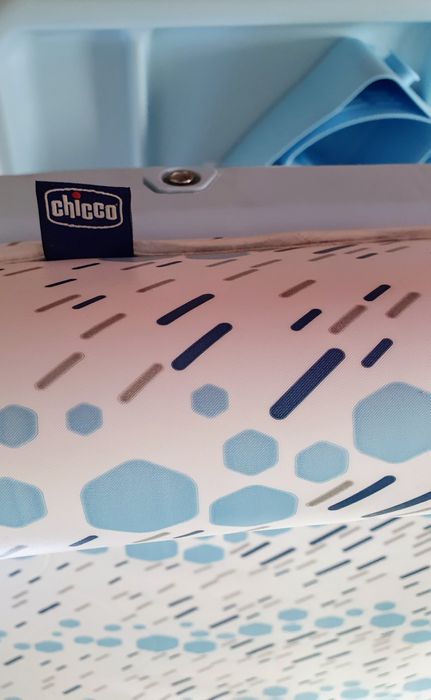 Wanienka Chicco Cuddle & Bubble błękitna wanna przewijak komoda kąpiel