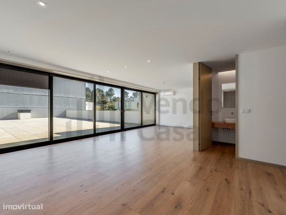 Cobertura T3 de Luxo- Braga - À UM