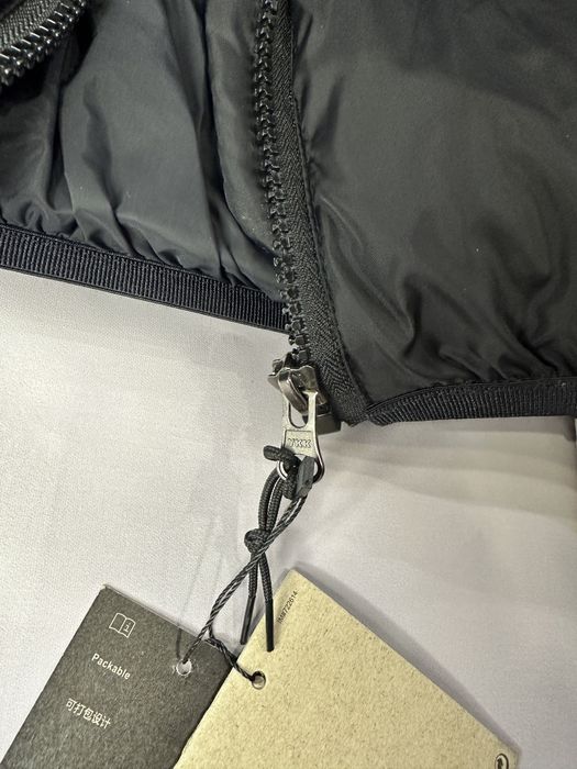 Чоловічикй пуховик Nike ACG у чорному кольорі