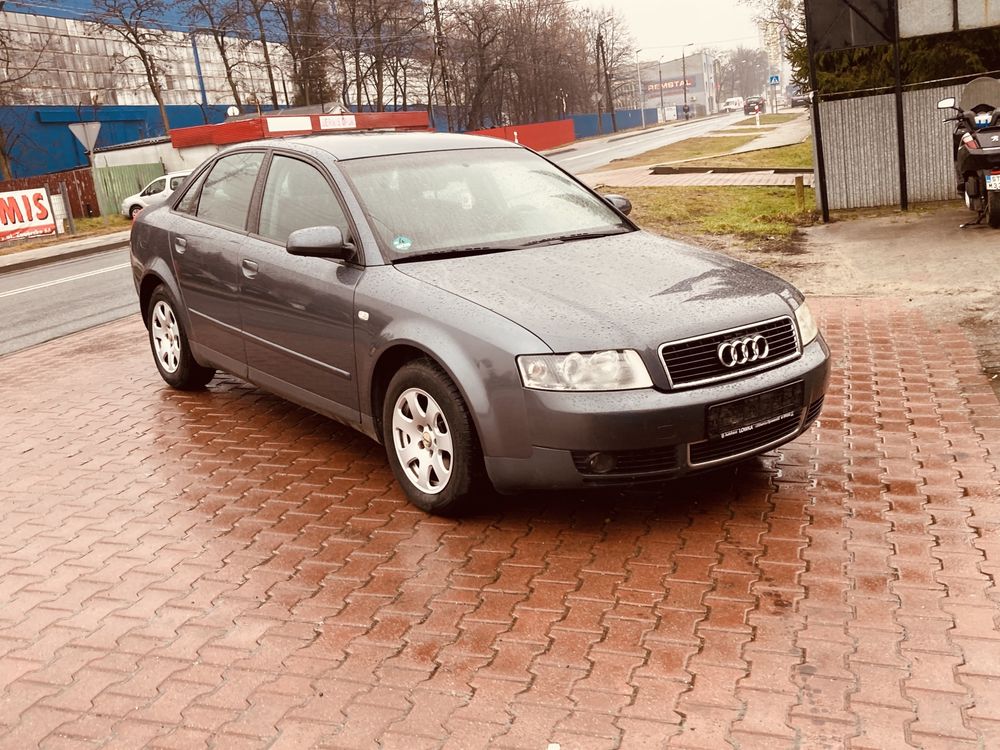 Sprzdam piękna audi a4 2.0 benz kilatronik super stan automat