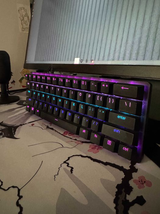 Razer Huntsman Mini Mecânico 60% - Como novo