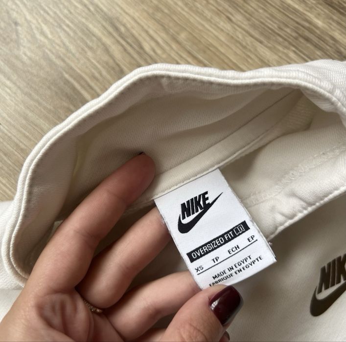 Свитшот жіночий Nike