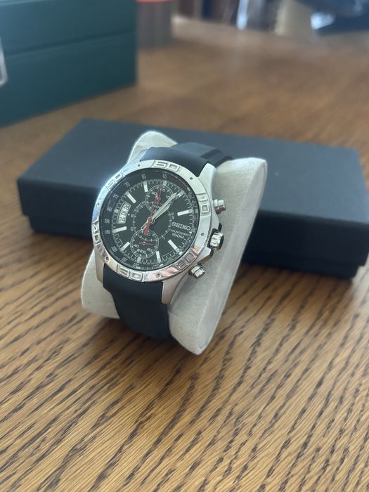 Zegarek Seiko | Chronograf | Pasek + Bransoleta Mesh | Stal + Czarny