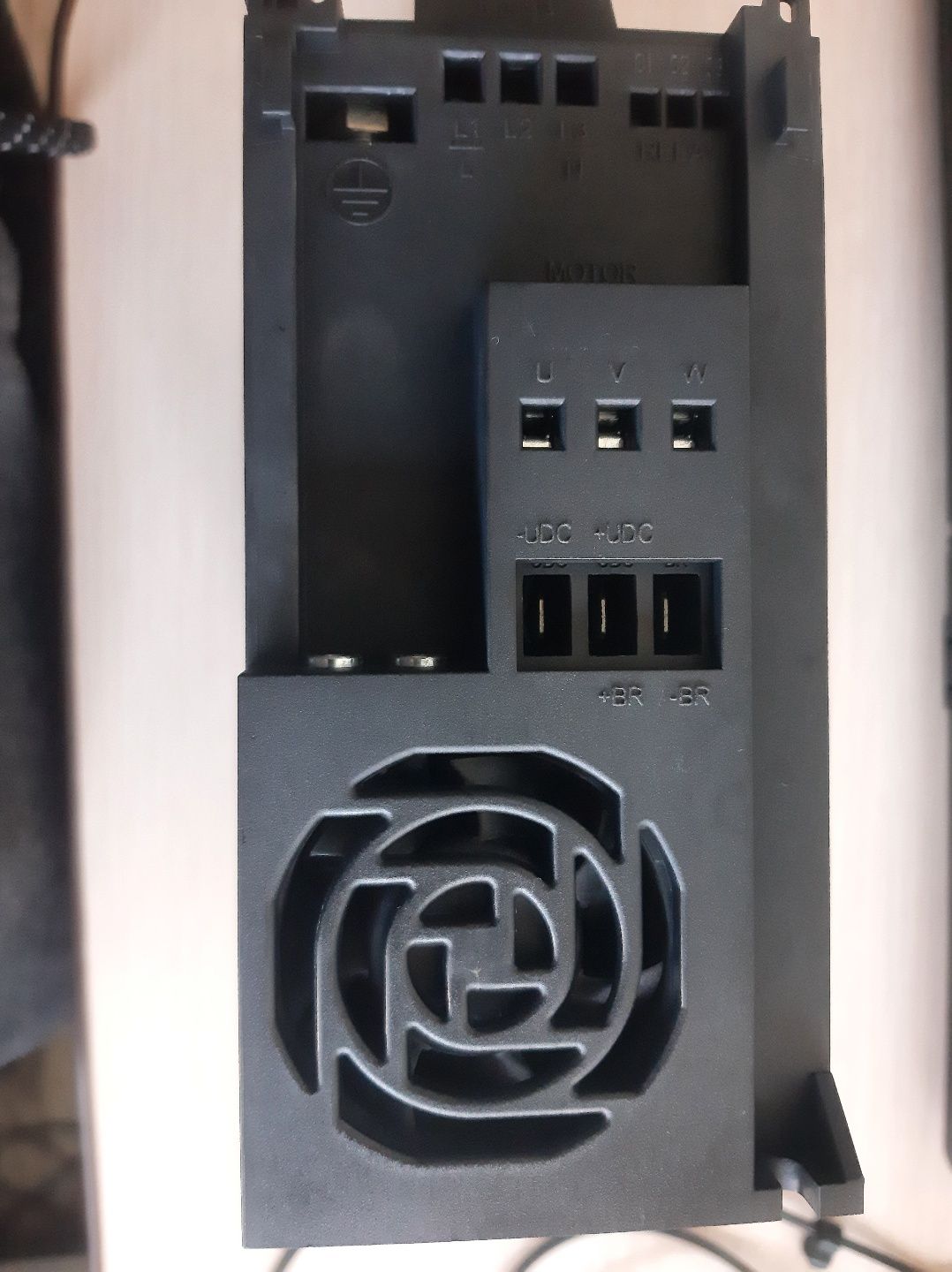132F0022 Преобразователь частоты Micro Drive FC51 2.2кВт 3-ф/380