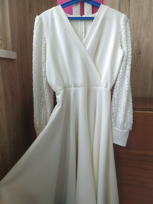 Святкова сукня. Весільна сукня