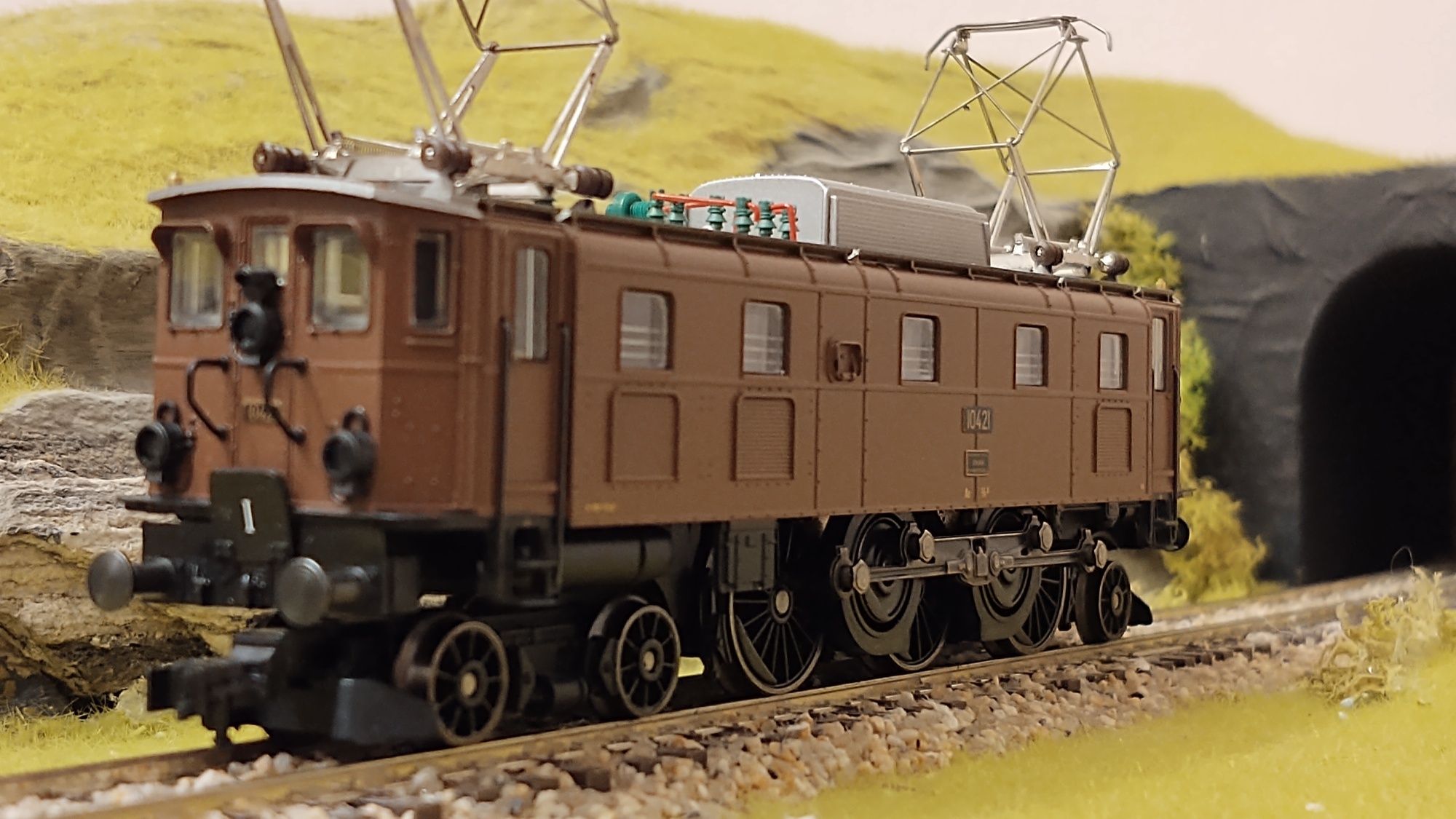 Lokomotywa elektrowóz Trix Ae 3/6 II SBB  dcc H0