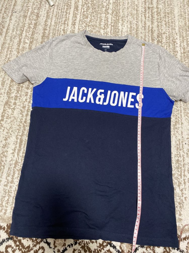 Продам фудболку чоловічу оригінальну jask & jones