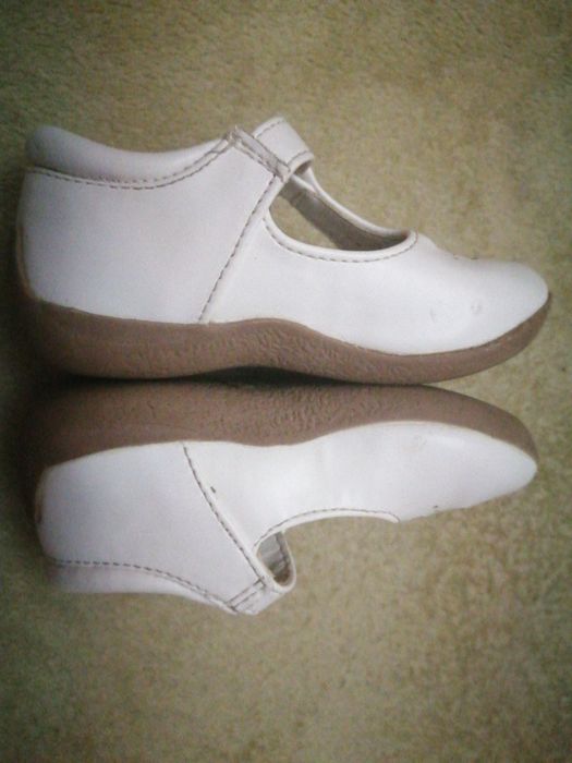 Sapatos de criança 2 pares