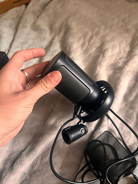 Mikrofon do streamingu/ podcastu / zapisu . Nowy