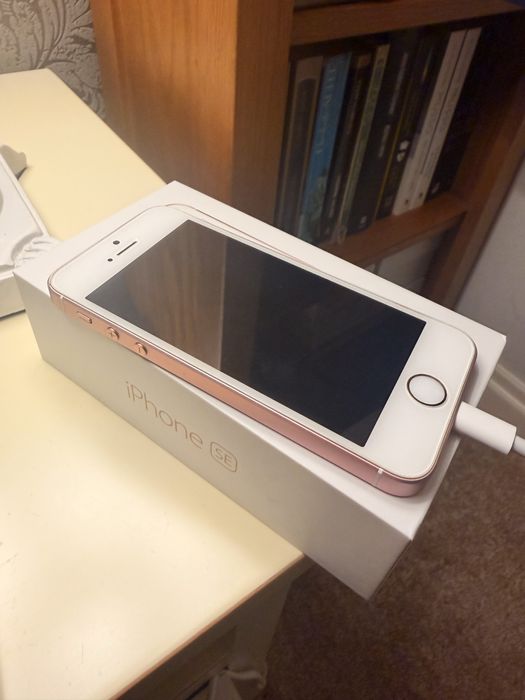 Iphone SE 64GB užywany