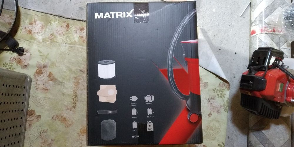 Odkurzacz Martix VTC 1200 touch