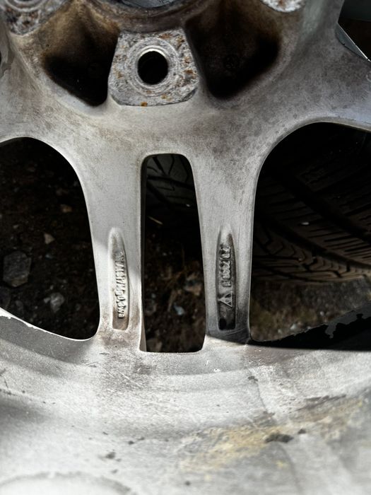 Продаю колеса фірмові на Порше Каєн.