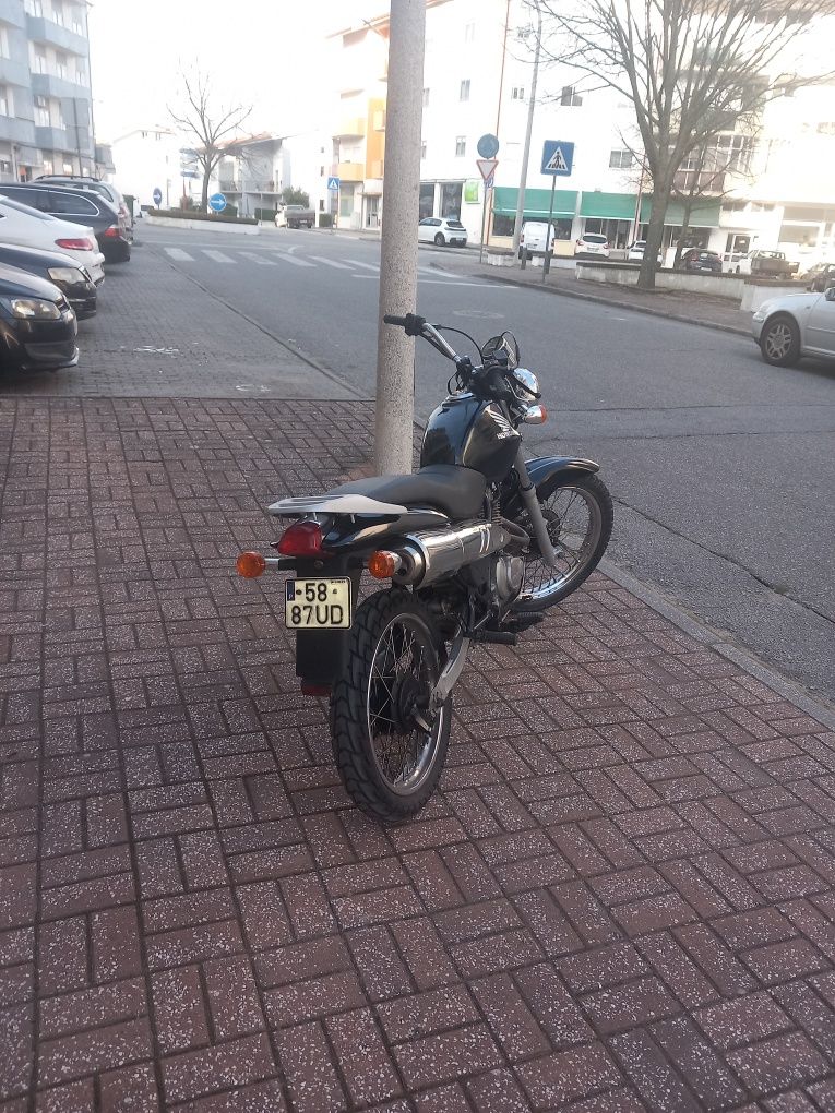 Vende-se Honda city fly 125