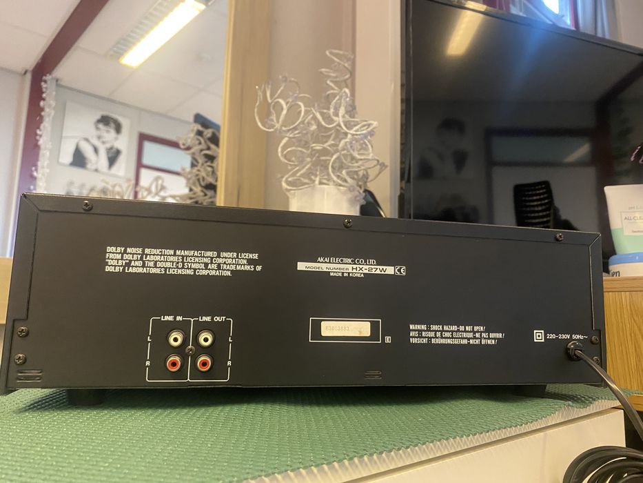Вінтажна касетна дека - AKAI  HX-27W