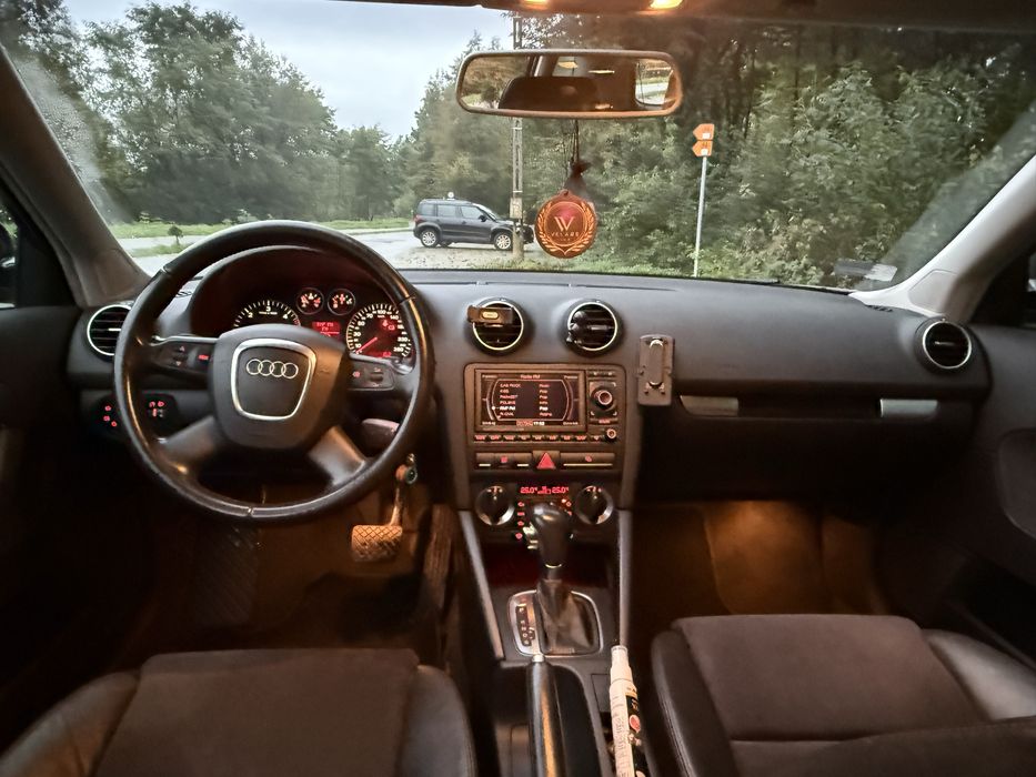 Audi A3 8P Sportback s-line 2.0 tdi 170 km