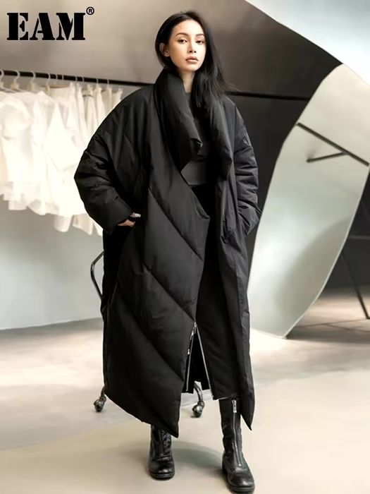 Довгий чорний пуховик вільного крою куртка плащ one size