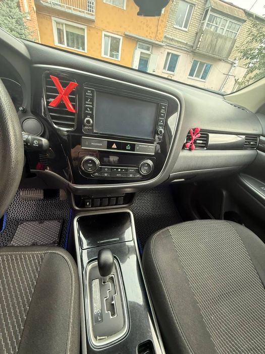 Mitsubishi outlandar 2018 | Міцубісі аутлендр 2018 | автомобіль