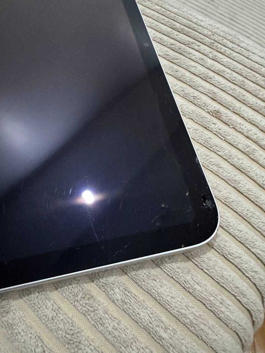 Apple iPad 10th Gen 64gb