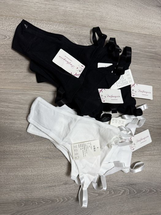 Жіноча білизна, бюстгалтери